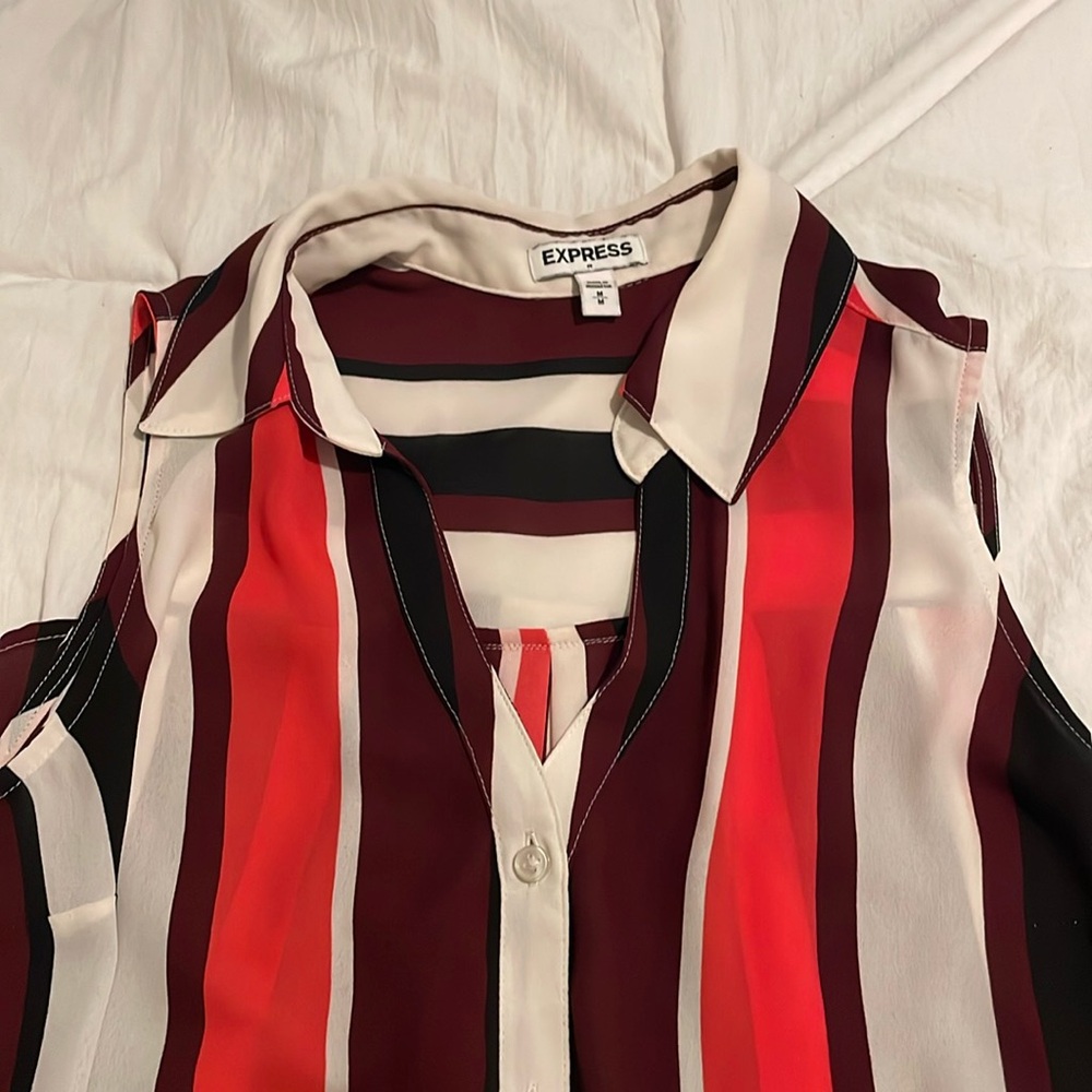 2 Womens Express sleeveless tops
